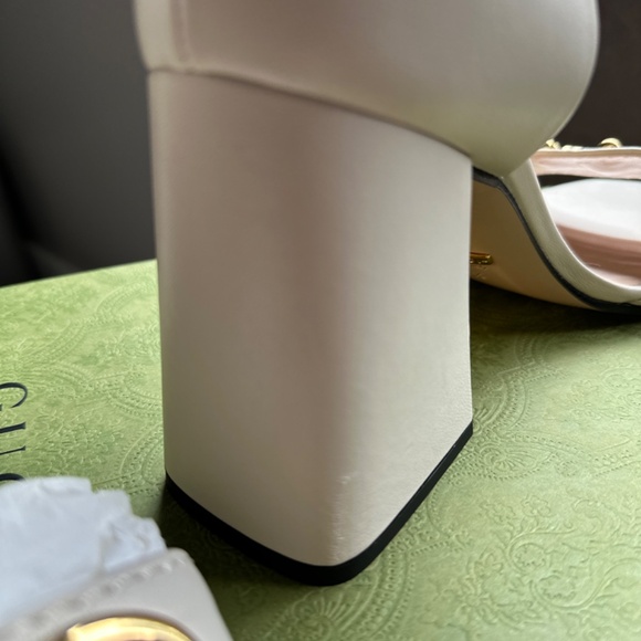 Gucci Sandal with Horsebit - Picture 6 of 12